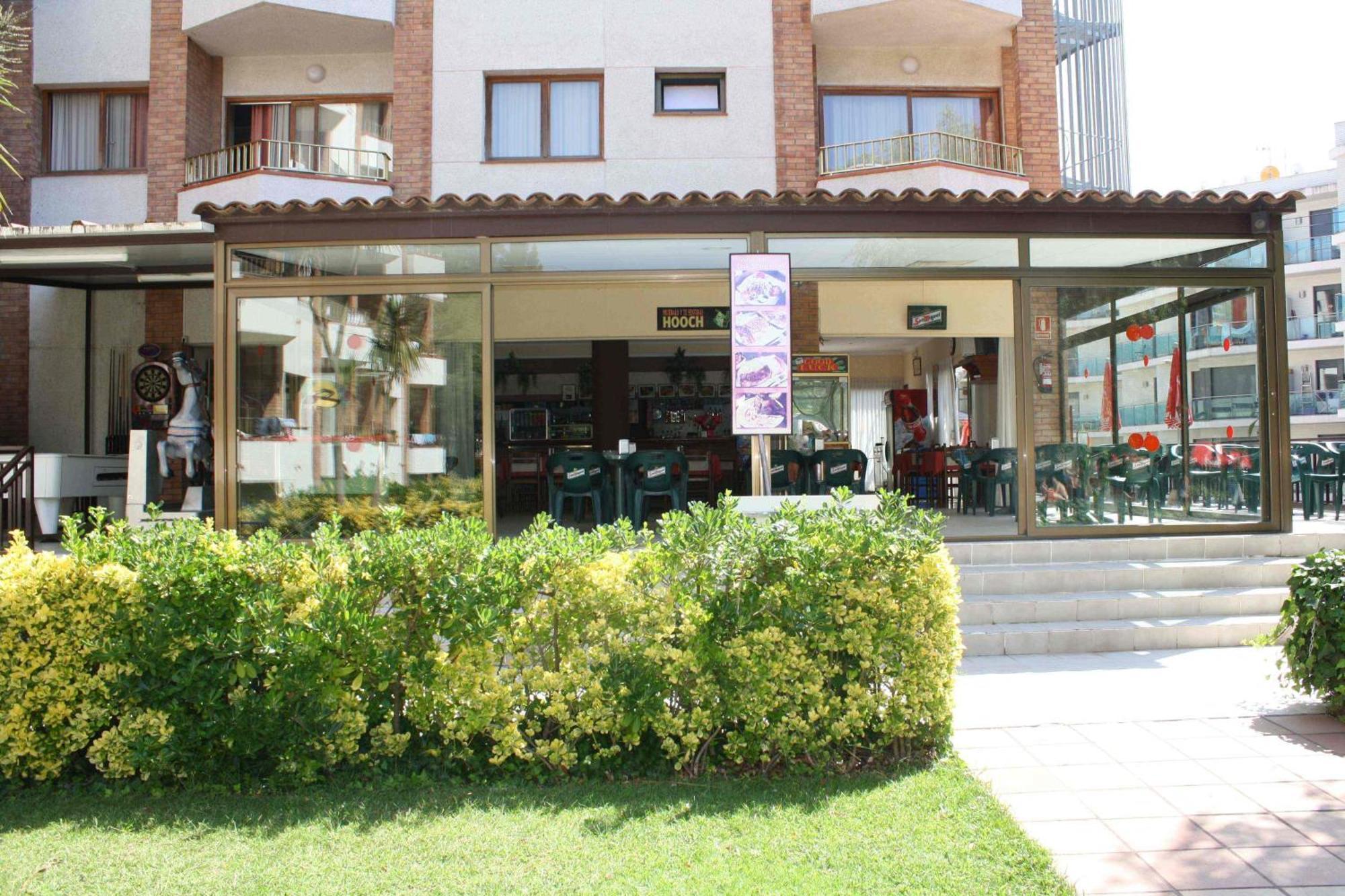 Aparthotel Mariposas 2*